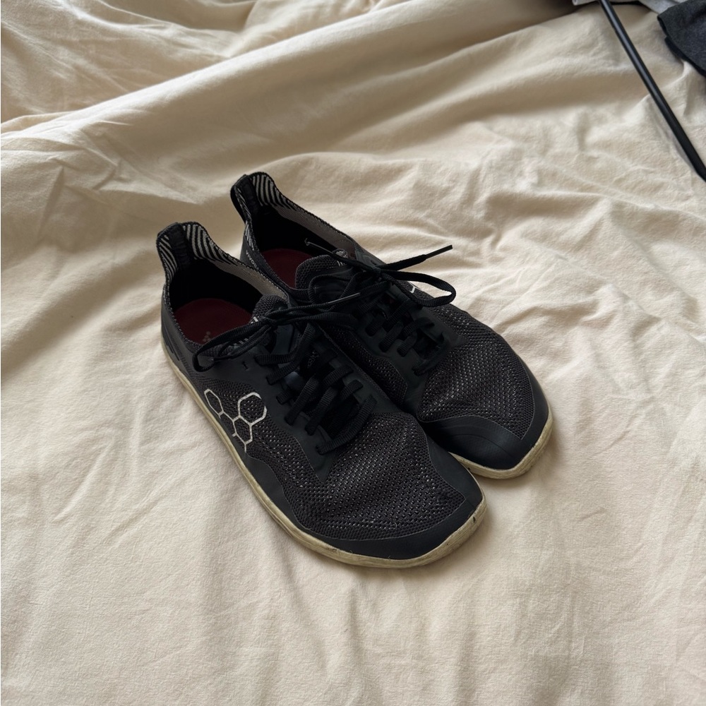 VivoBarefoot knit runner